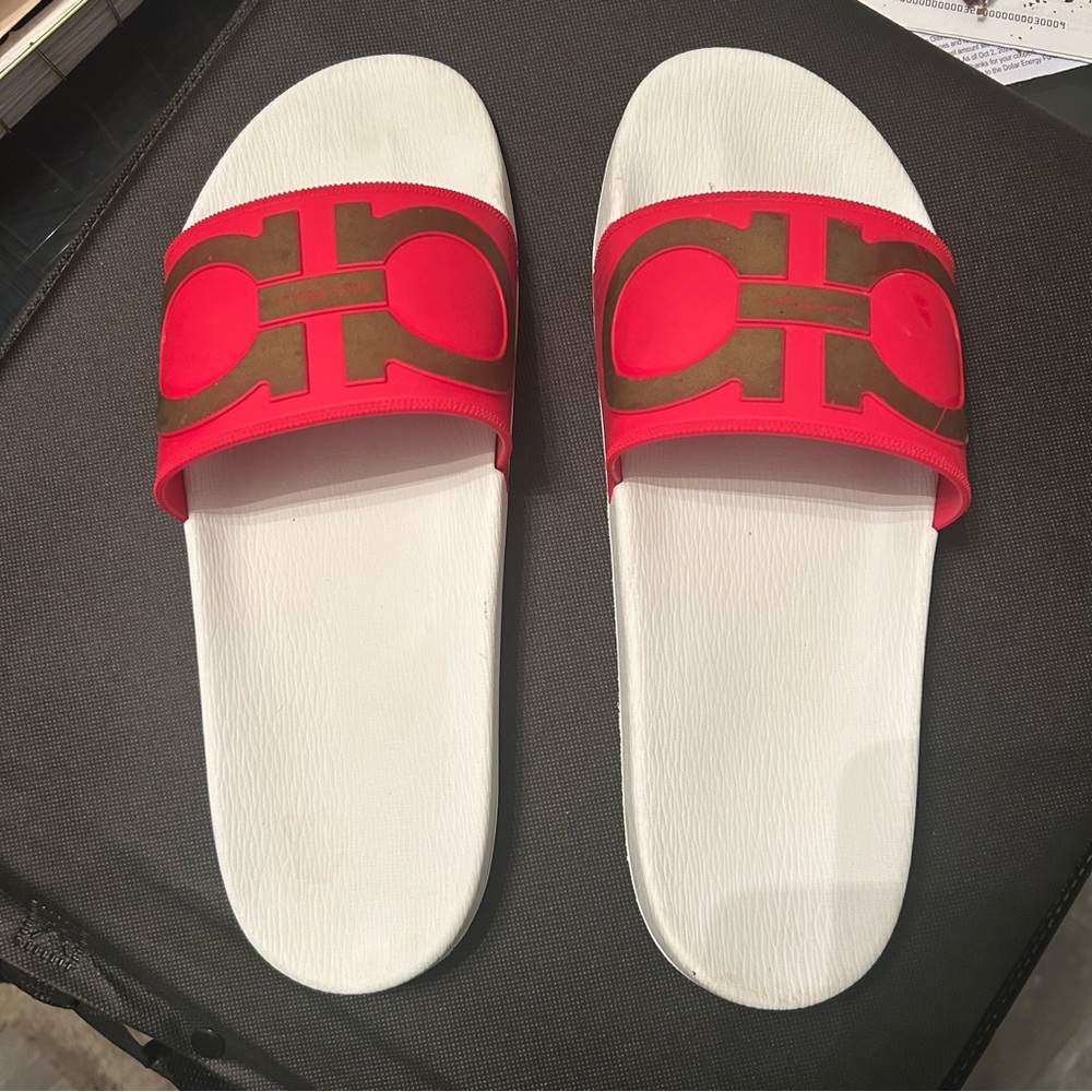 Salvatore ferragamo slides